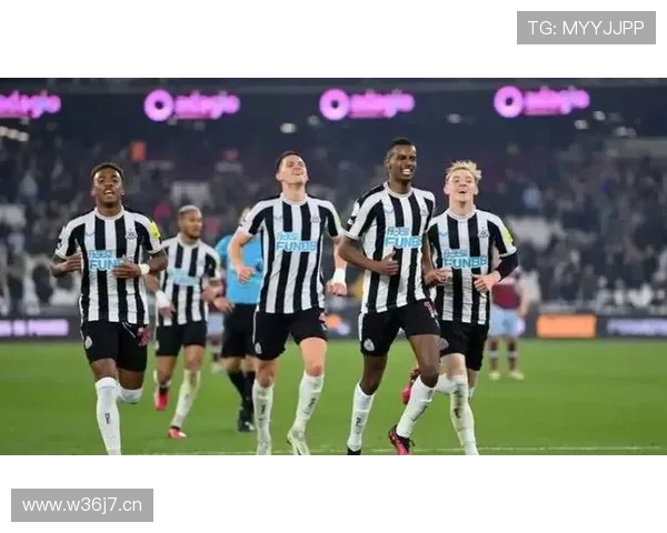 埃迪豪盛赞健康博特曼顶级后卫 埃迪豪盛赞健康博特曼顶级后卫